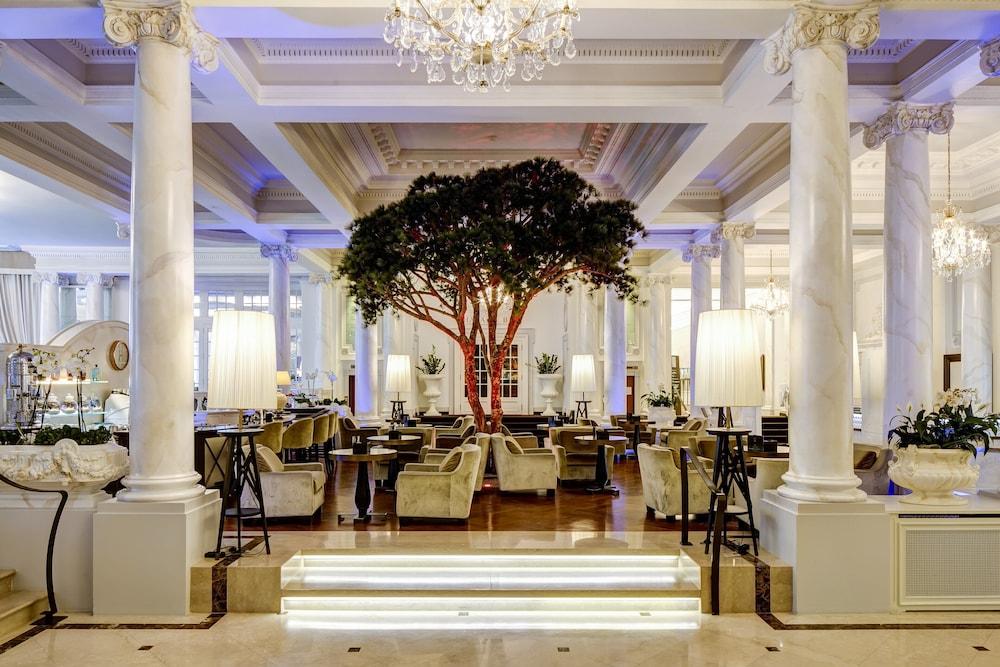 Lausanne Palace Ngoại thất bức ảnh The lobby of the hotel