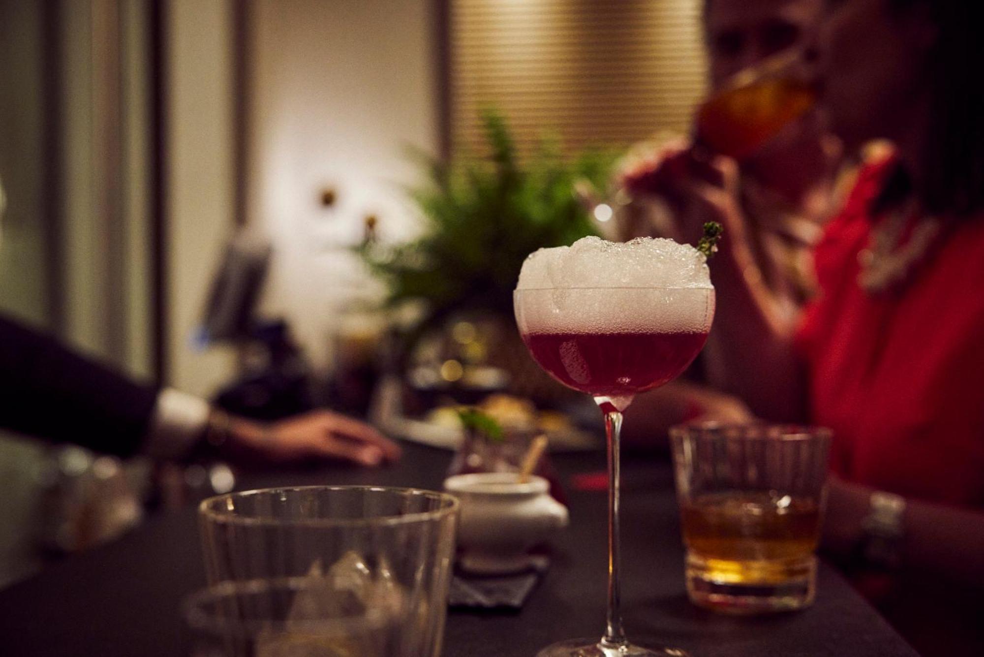 Lausanne Palace Ngoại thất bức ảnh A Kir Royale